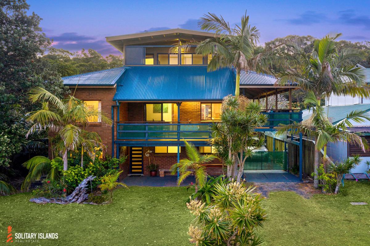 30 Nugget St, Diggers Camp NSW 2462 Solitary Islands Real Estate